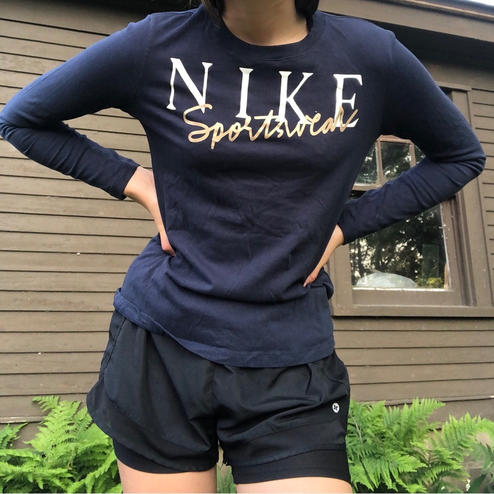 NIKE Sportswear Navy Longsleeve